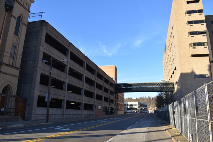 Center Wheeling Parking Garage Dismantling Set